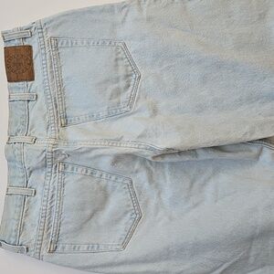 Vtg Brittania Light Blue Jean Unisex Men  W36 32L Relaxed Fit Distressed 80s 90s